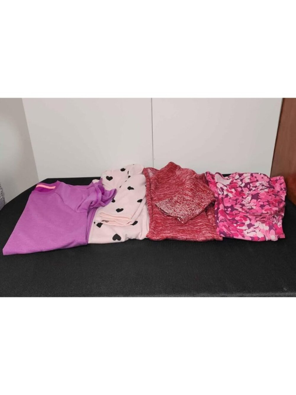 Girls size 10/12 lot of 3 Dresses and one longer tunic style top E4